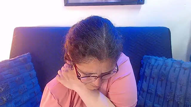 Snapshot of Linda_banks_ chatting on November 15, 1:47 am Linda banks online show from November 15, 1:47 am