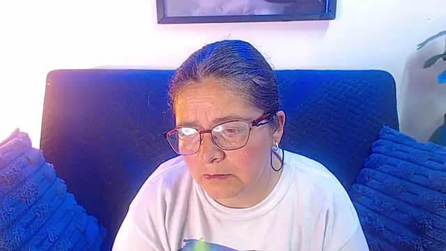 Snapshot of Linda_banks_ chatting on November 23, 1:27 am Linda banks online show from November 23, 1:27 am