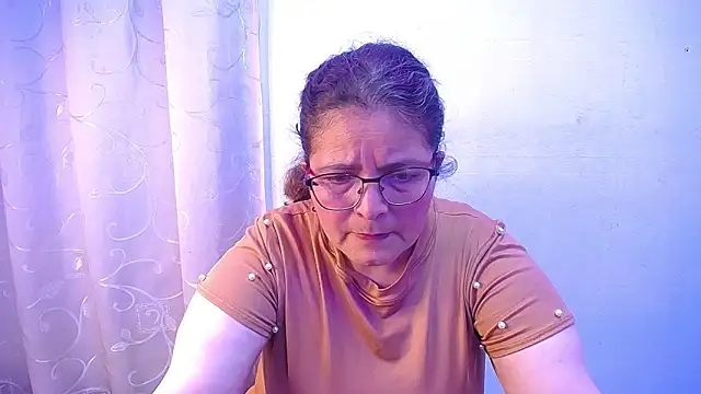 Linda banks  online show from March 31, 2:02 am