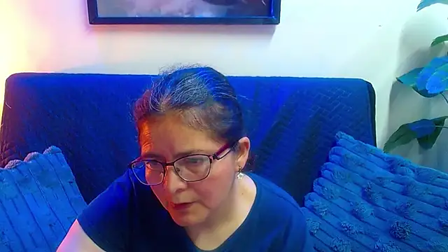 Linda banks  online show from May 7, 1:22 am