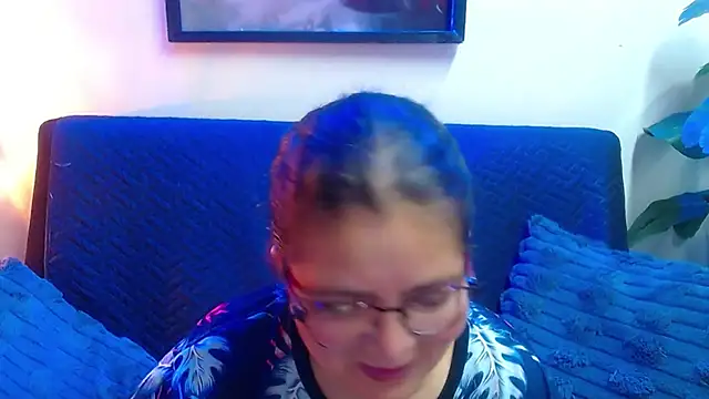 Linda banks  online show from May 9, 1:44 am