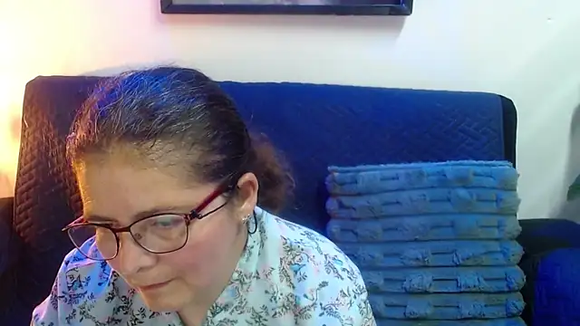 Linda banks  online show from June 1, 12:12 am