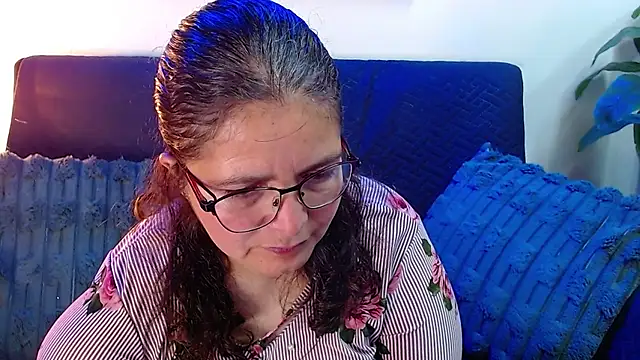 Linda banks  online show from June 14, 2:24 am