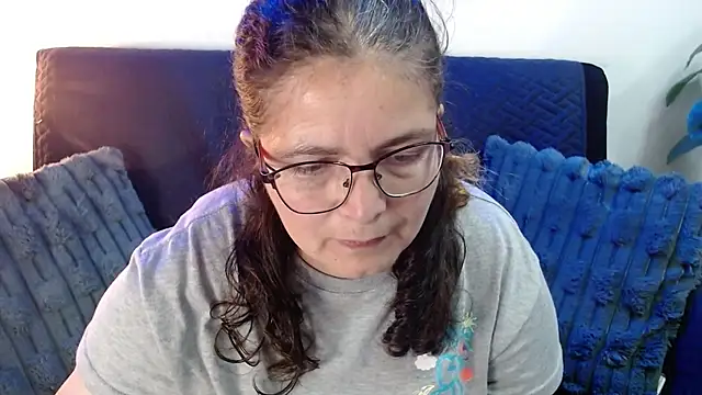 Linda banks  online show from June 16, 2:03 am