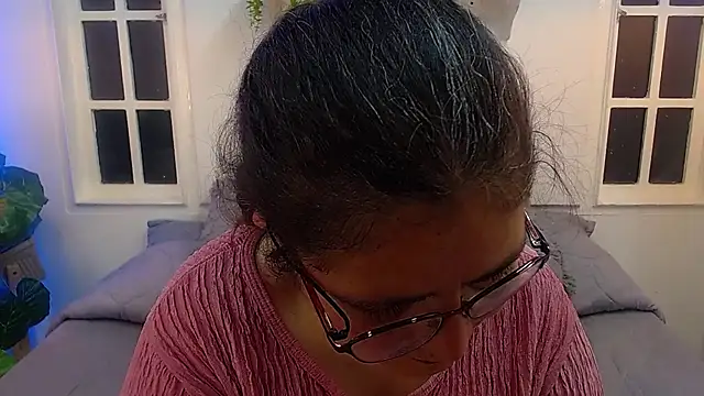 Linda banks  online show from July 1, 2:02 am