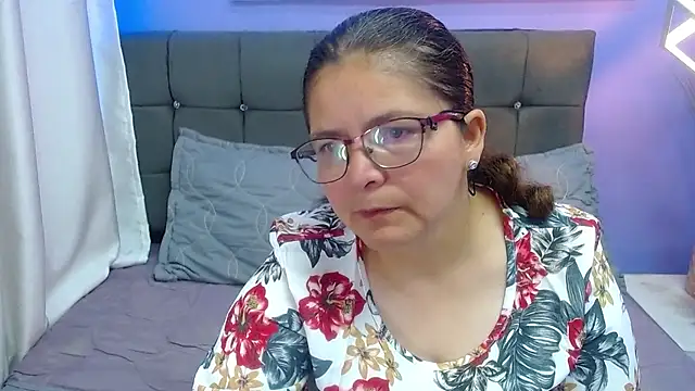 Linda banks  online show from July 12, 1:51 am