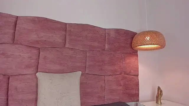 dani velvet online show from March 17, 3:00 am