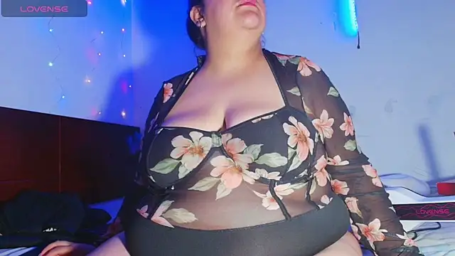 Julieta Big online show from April 30, 11:09 pm