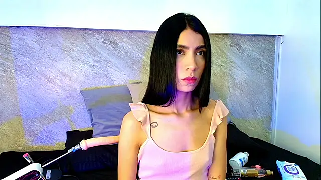 Dixie grey1 online show from October 22, 2:17 pm