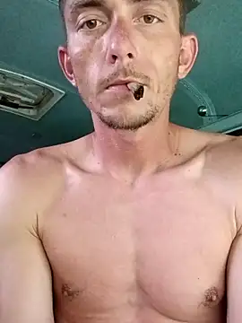 Snapshot of Bigislandhawaii chatting on April 10, 7:07 pm Bigislandhawaii online show from April 10, 7:07 pm