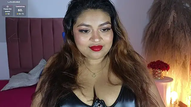 Snapshot of Hela_Collins chatting on October 20, 11:16 pm Hela Collins online show from October 20, 11:16 pm