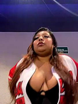 Snapshot of Hela_Collins chatting on November 6, 8:43 pm Hela Collins online show from November 6, 8:43 pm