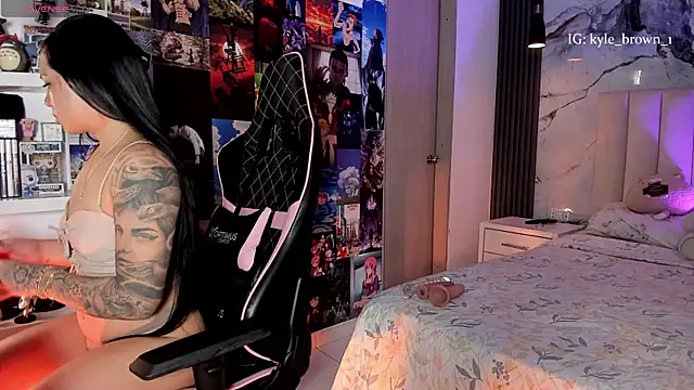 soy kylebrown online show from November 2, 4:20 pm