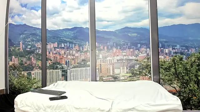 Snapshot of little_daicel chatting on May 19, 4:41 am little daicel online show from May 19, 4:41 am