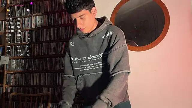 Snapshot of jim_dj chatting on October 15, 7:47 pm jim dj online show from October 15, 7:47 pm
