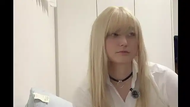 Mia032 online show from December 18, 12:11 pm