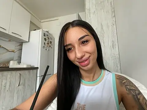 Snapshot of BlueEyes_BB chatting on May 20, 7:58 am BlueEyes BB online show from May 20, 7:58 am