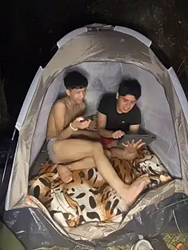 Kailertwink online show from May 13, 12:41 am