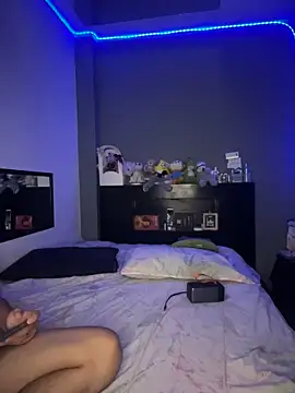 Kailertwink online show from May 28, 2:36 pm