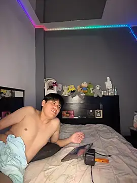 Kailertwink online show from June 11, 4:38 pm
