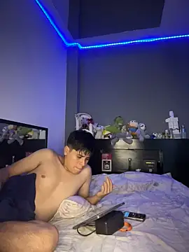 Kailertwink online show from June 22, 3:58 am