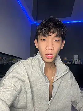 Kailertwink online show from July 5, 4:41 am