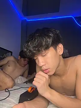 Kailertwink online show from July 23, 5:27 am