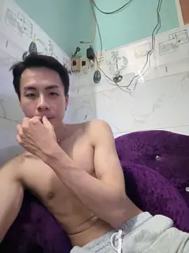 Snapshot of Jacky-728 chatting on April 21, 5:50 pm Jacky-728 online show from April 21, 5:50 pm