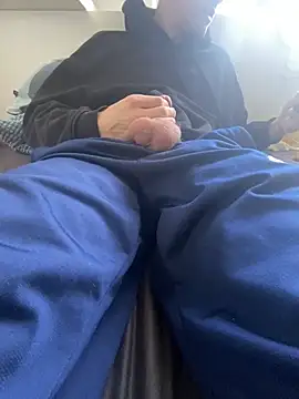 greggts online show from February 2, 10:36 am