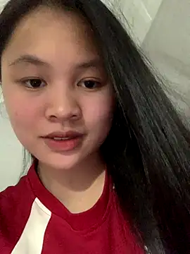 NhuFox online show from November 10, 1:21 pm