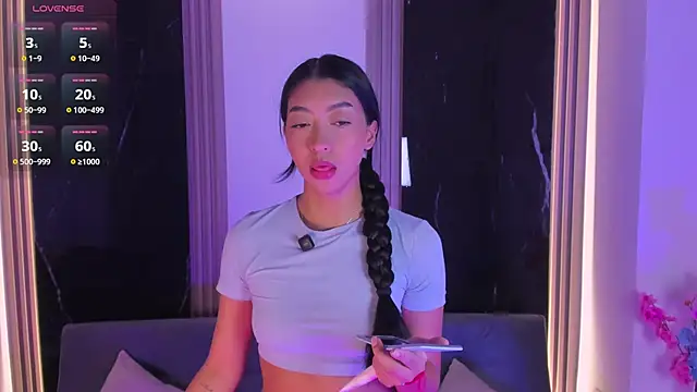 Snapshot of Sussyrosse_ chatting on October 16, 10:00 pm Sussyrosse online show from October 16, 10:00 pm