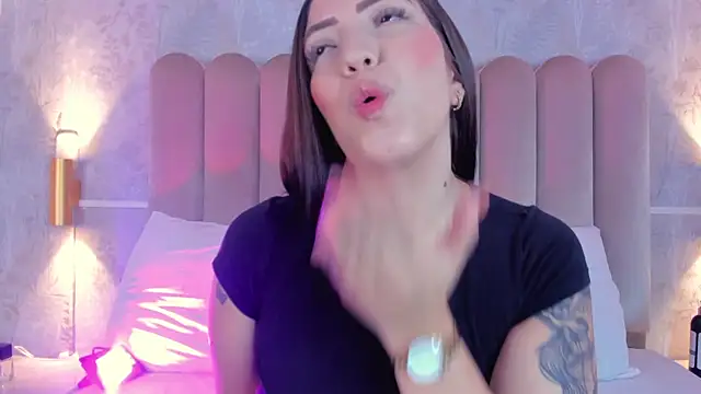 Snapshot of AliciaJerez1 chatting on November 28, 8:55 pm AliciaJerez1 online show from November 28, 8:55 pm