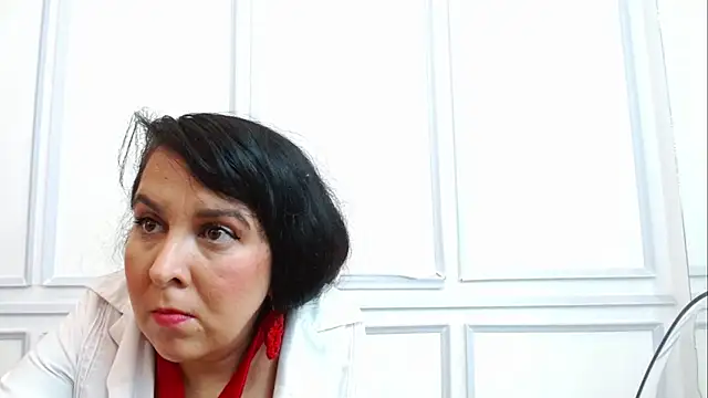 MiiaLane online show from October 29, 12:51 pm