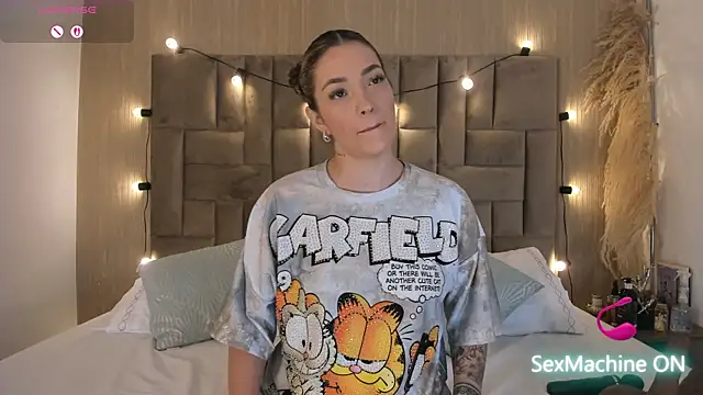 ClaradelMar online show from September 12, 11:43 am