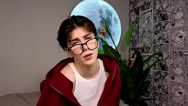 Oliver Starboy online show from October 4, 5:27 am