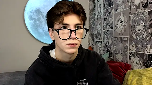 Oliver Starboy online show from October 16, 6:36 am