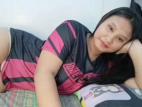 Snapshot of wildasianbigboobs chatting on October 10, 4:00 am wildasianbigboobs online show from October 10, 4:00 am