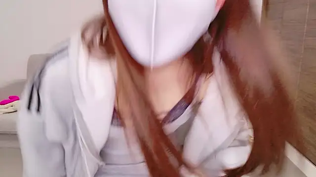 Snapshot of ena_7 chatting on March 24, 3:17 pm ena 7 online show from March 24, 3:17 pm