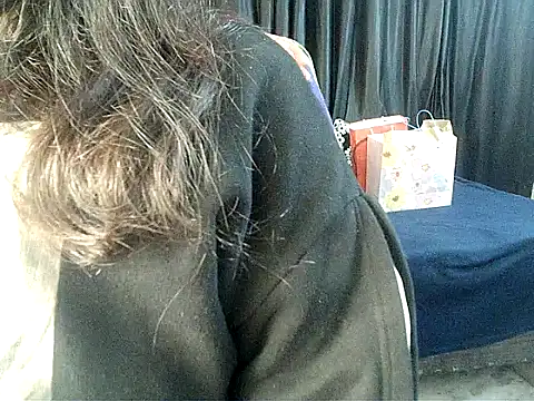 Snapshot of Anaconda-Mall chatting on January 31, 10:41 pm Anaconda-Mall online show from January 31, 10:41 pm