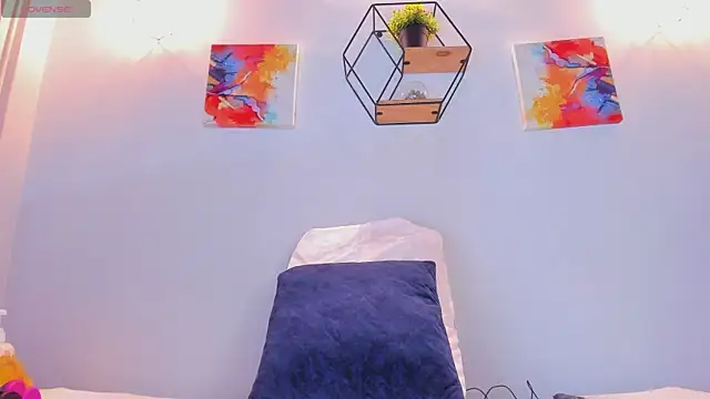 Snapshot of Violet_horny05 chatting on November 21, 7:23 pm Violet horny05 online show from November 21, 7:23 pm