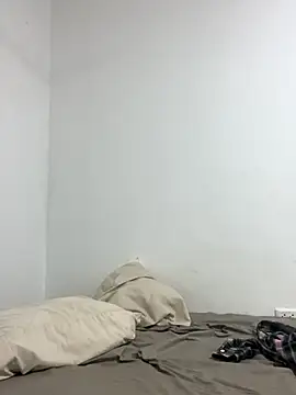 Snapshot of johanageminis chatting on October 4, 11:25 pm johanageminis online show from October 4, 11:25 pm