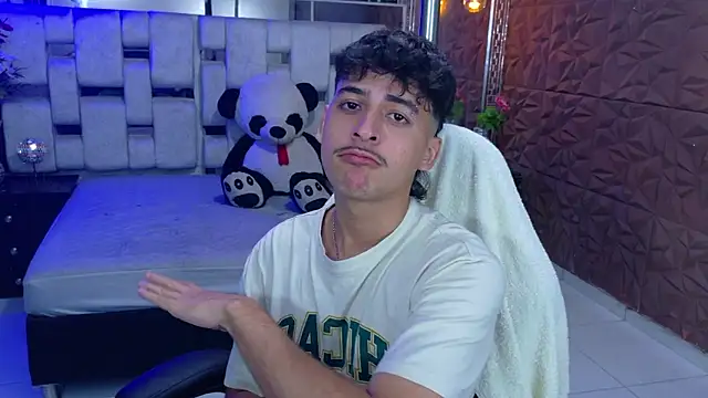 Alan Del Reyx online show from January 10, 5:42 am