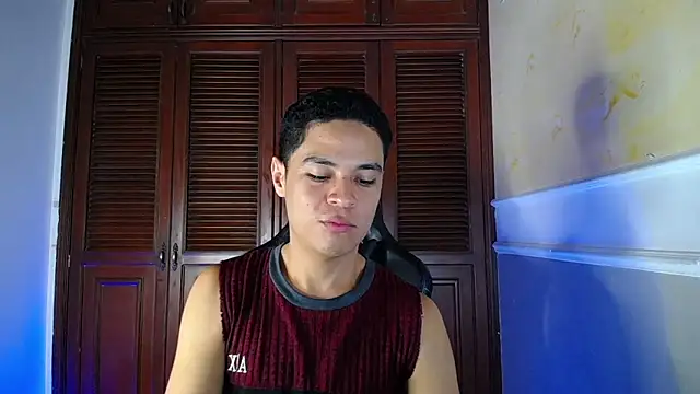 Snapshot of edy_play chatting on September 23, 2:14 am edy play online show from September 23, 2:14 am