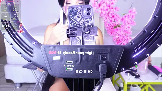 Auroraa x1 online show from December 23, 2:53 am