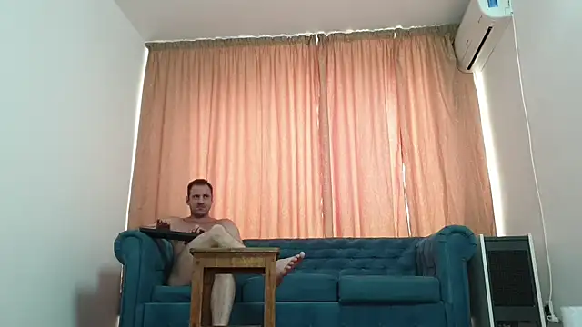 Snapshot of BLOND_GOD chatting on July 28, 3:21 pm BLOND GOD online show from July 28, 3:21 pm
