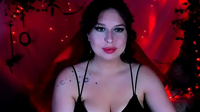 Snapshot of ChloeRicc chatting on June 16, 9:06 pm ChloeRicc online show from June 16, 9:06 pm
