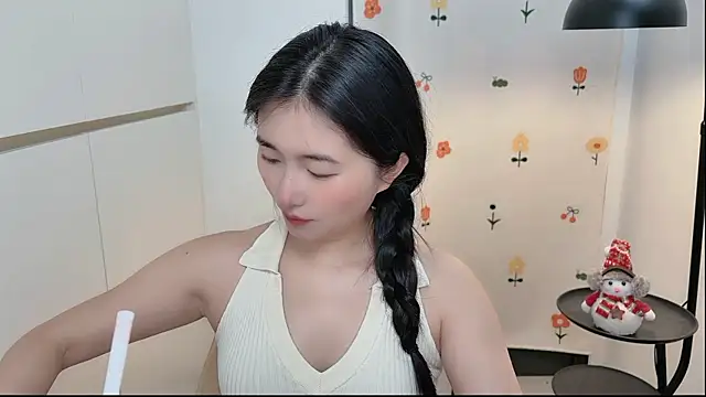 Snapshot of Rosalind_xixi chatting on May 12, 2:52 am Rosalind xixi online show from May 12, 2:52 am