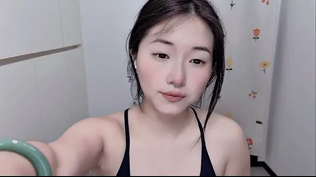 Snapshot of Rosalind_xixi chatting on June 11, 2:53 am Rosalind xixi online show from June 11, 2:53 am