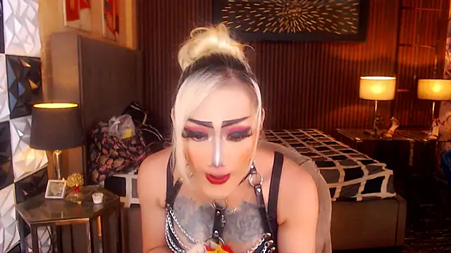 HorseCockDivine online show from April 29, 10:41 am