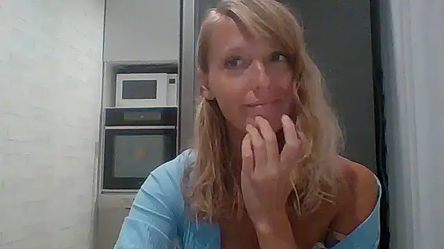 Vexxaa online show from October 7, 5:10 pm